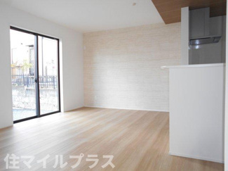 【居間・リビング】 | 郡山市富田町坦ノ越新築一戸建て1棟 | ゆったりとしたリビングです