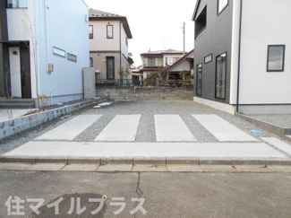 【駐車場】 | 郡山市富田町坦ノ越新築一戸建て1棟 | 駐車場に車を止められます