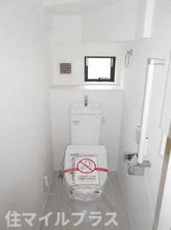 【トイレ】 | 郡山市富田町坦ノ越新築一戸建て1棟 | 落ち着いた色調のトイレです