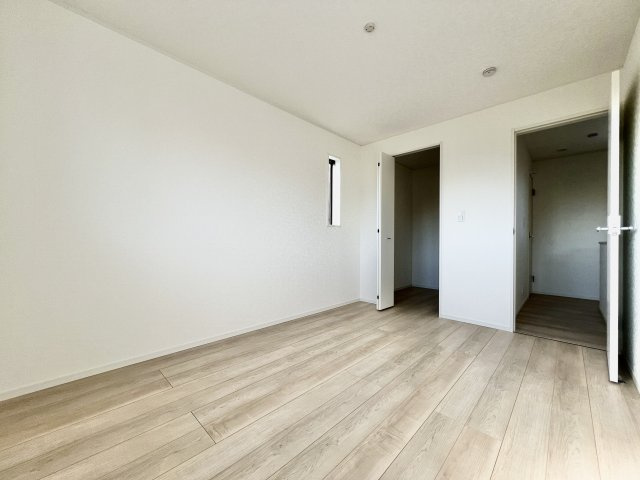 中央区笠井新田町第3　2号棟の洋室|南側約6帖の洋室です！