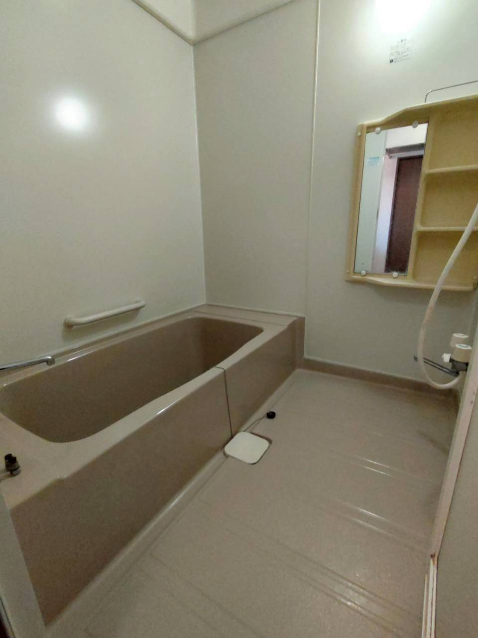 美原5丁目　中古住宅の浴室