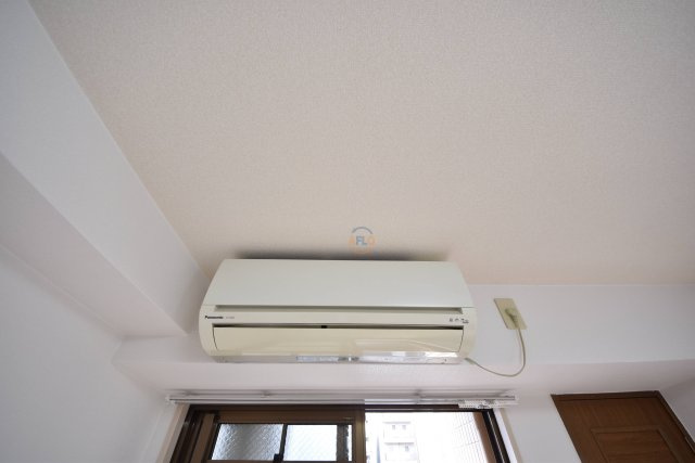 オークハウスの設備|オークハウス　エアコン