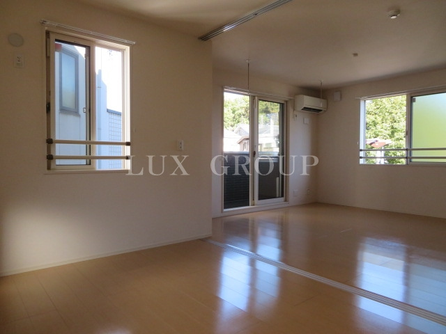 【内装】 | P.O.M 分倍河原