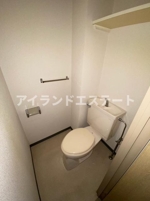 シャンテ三宿　ペット相談可　2人入居相談可　ネット無料のトイレ