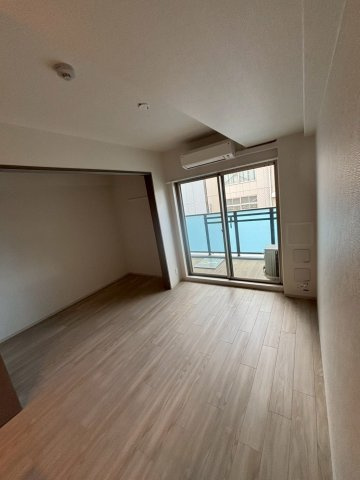 エスリードレジデンス大阪福島シティスクエアの居間・リビング