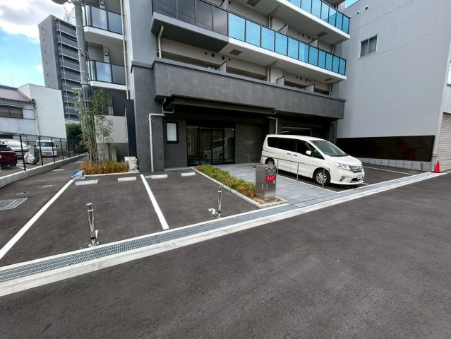 エスリードレジデンス大阪福島シティスクエアの駐車場