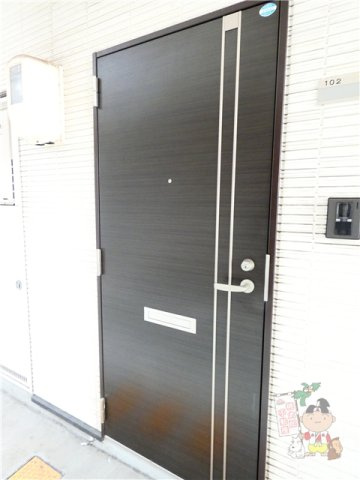 ウェーブレジデンス中仙道の玄関