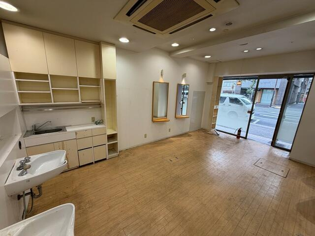 朝陽ビル-チョウヨウビル-　1Fのロビー| 