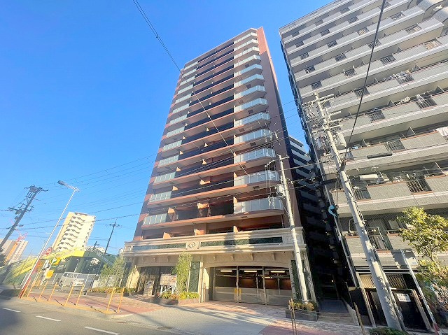 プレジオ新大阪EUROの外観