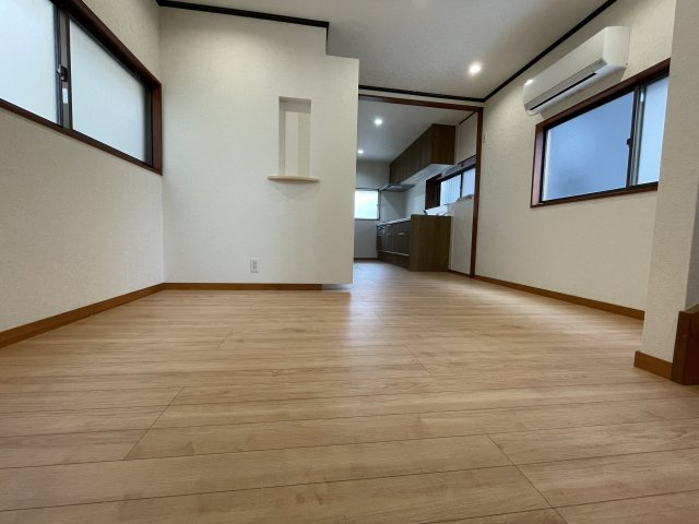 六実７丁目貸家の居間・リビング