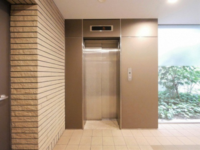 【ロビー】 | リーゾ エ パーネ