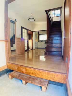 【玄関】 | 扇町戸建