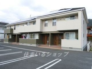 広島市安佐北区亀山５丁目のアパートの外観