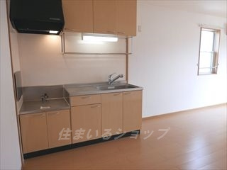 広島市安佐北区亀山５丁目のアパートのキッチン|浄水器一体型シャワー水栓