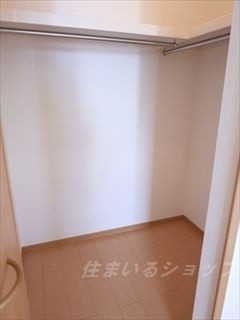 広島市安佐北区亀山５丁目のアパートの収納|ウォークインクローゼット