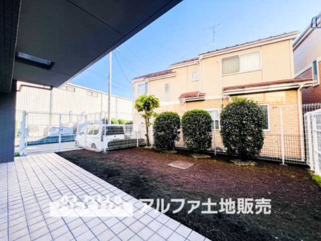 ダイアパレス立川若葉町の展望|【On-site Private Parking】
◆専用駐車場◆専用庭から出入りでき、好きな時にいつでも車を出し入れできる。アウトドアに行く時や買い物時など、日々の使い勝手も考えられたスペースです。