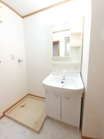 ハーベスト下上の洗面所