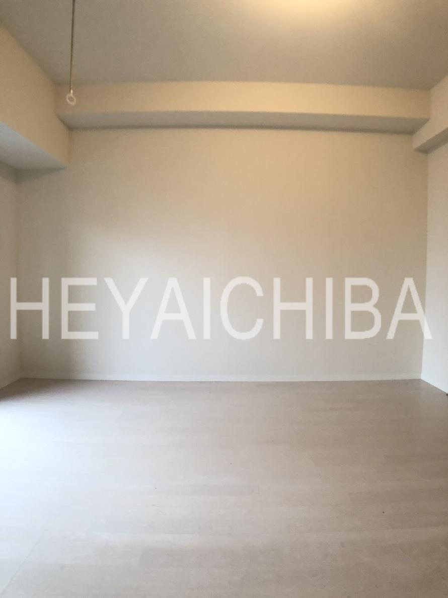 フォンターナ入谷の居間・リビング