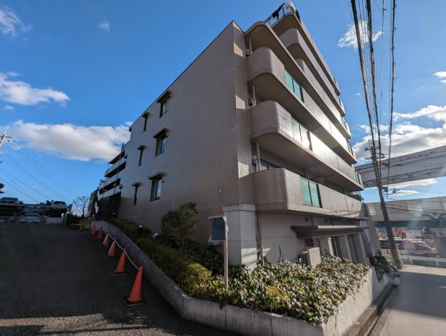 ユニバーサルコート柴原の外観