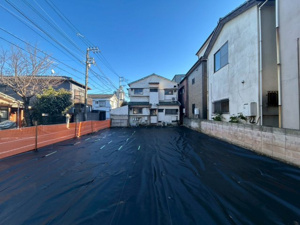 【外観】 | 土地面積約73.45平米のゆとりある整形地！整形地ならではの自由度高い設計で、使い勝手の良い間取りを実現。陽当たりと風通りを感じる心地よい住環境です！