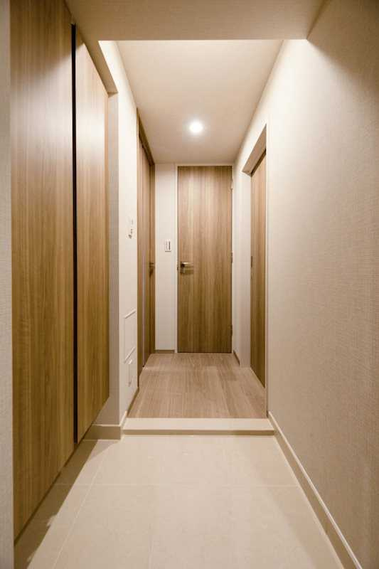 ドゥーエ南千住の玄関