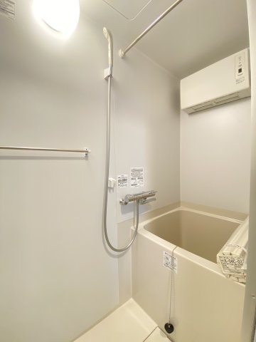 カルム左門町の浴室