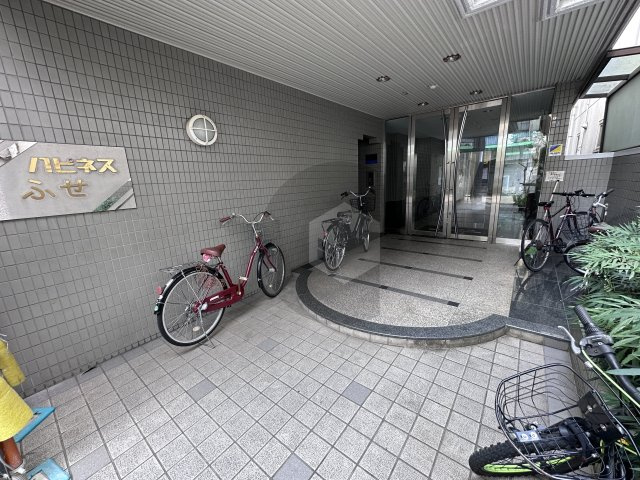 ハピネス布施のエントランス