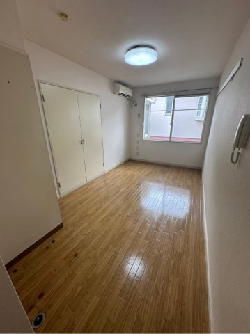 グリーンエージの居間・リビング