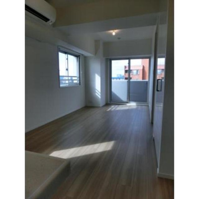 【居間・リビング】 | パークアクシス東高円寺 | ※写真は同タイプ住戸です。