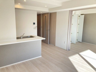 【居間・リビング】 | ラグゼナ和光