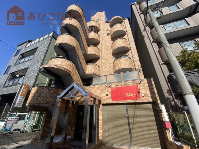 シャルマンコーポの外観