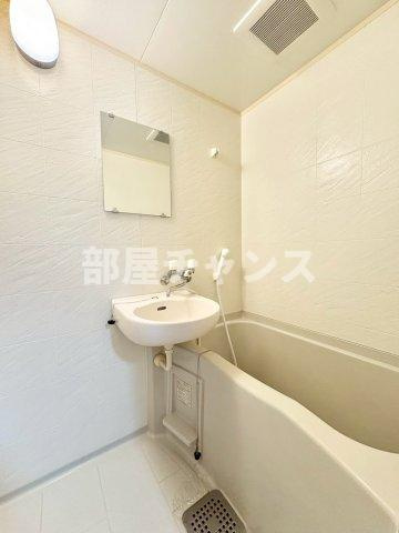 アビタシオン鶴舞の浴室