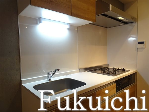 BRICK RESIDENCE 目黒本町のキッチン