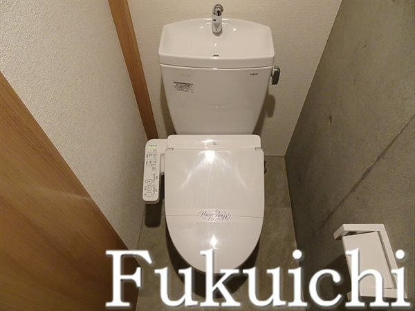 BRICK RESIDENCE 目黒本町のトイレ