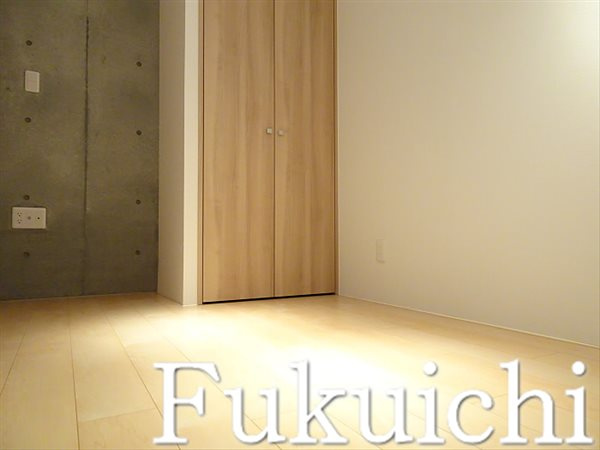 BRICK RESIDENCE 目黒本町の寝室