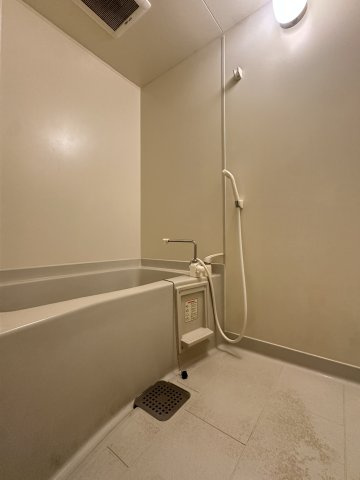 HACHIBUSE帝塚山の浴室