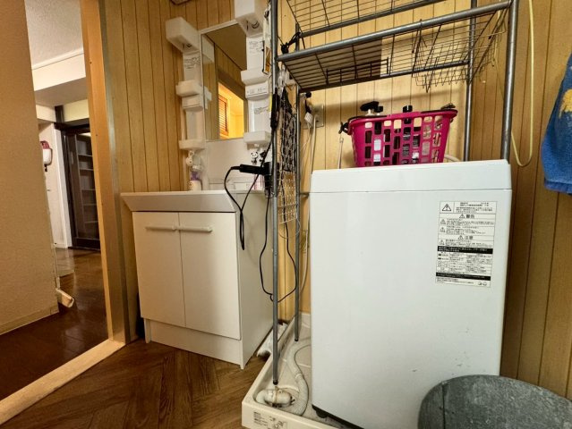 メゾン阿波座の独立洗面台|独立洗面台あり、毎朝おしゃれに忙しい女性の方におすすめです