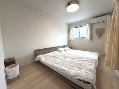 【洋室】 | 泉大津市曽根町１丁目戸建 | ２階７．５帖洋室です。