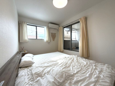 【洋室】 | 泉大津市曽根町１丁目戸建 | ２階７．５帖洋室です。