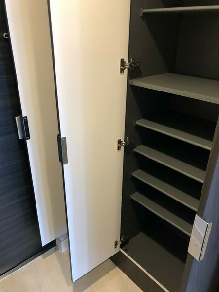 メイクスデザイン名駅南の収納