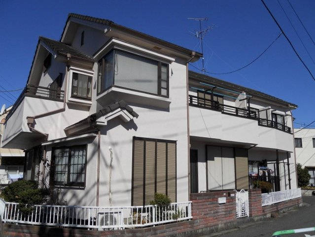 豊田ハイツのエントランス|ゆとりのあるエントランスです