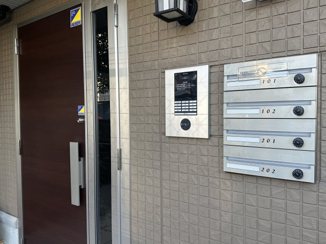 コンフォルト苅田のエントランス