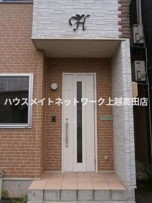 ラグナハウス　Ｂ棟のエントランス|エントランス