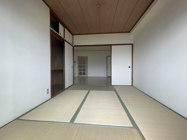 ピュア別府の寝室