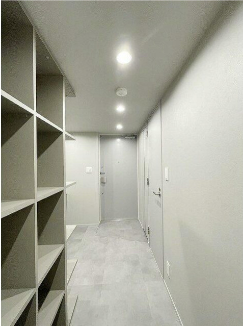 オープンブルーム渋谷本町の玄関