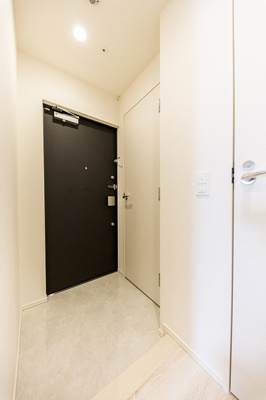 【玄関】 | ライオンズフォーシア五反田 | ※写真は同タイプ住戸です。