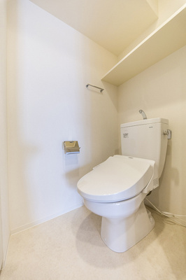 【トイレ】 | ライオンズフォーシア五反田 | ※写真は同タイプ住戸です。