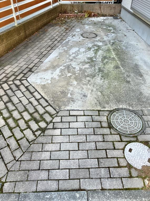 旭丘戸建の駐車場