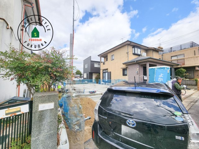 福岡市南区曰佐3丁目第8-1棟（1号棟）の前面道路含む現地写真|見学の時間などお気軽にお問い合わせ下さい。