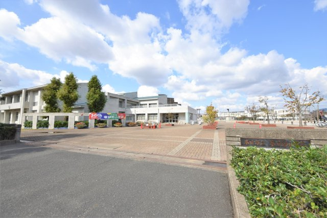 春日市平田台4丁目第1-1棟（1号棟）の周辺|春日野小学校